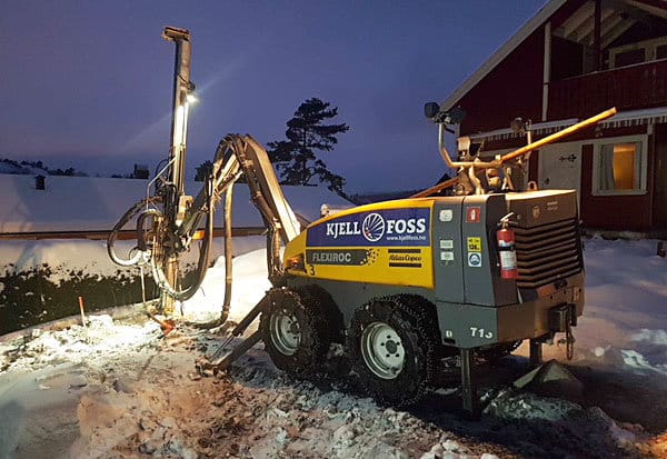 De fleste boreriggene våre er utstyrt med GPS og maskinstyring, som sikrer nøyaktig boring og høy kvalitet på arbeidet.