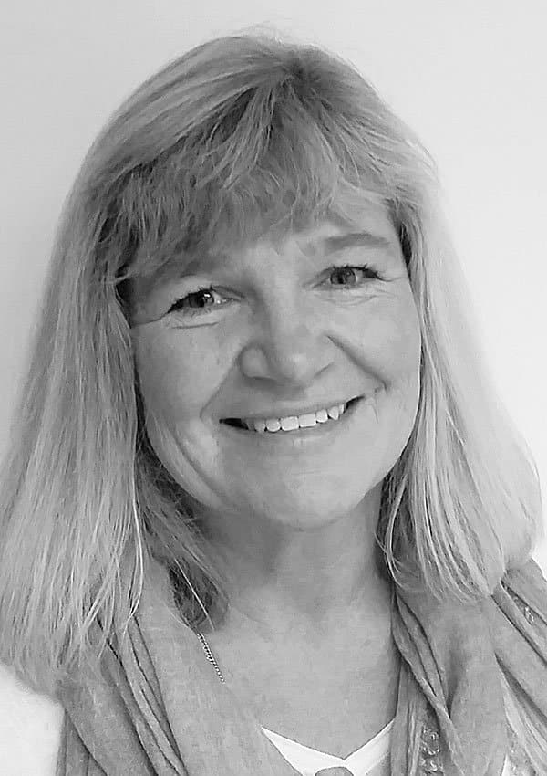 Karin Flåteteigen Kontor og administrasjon